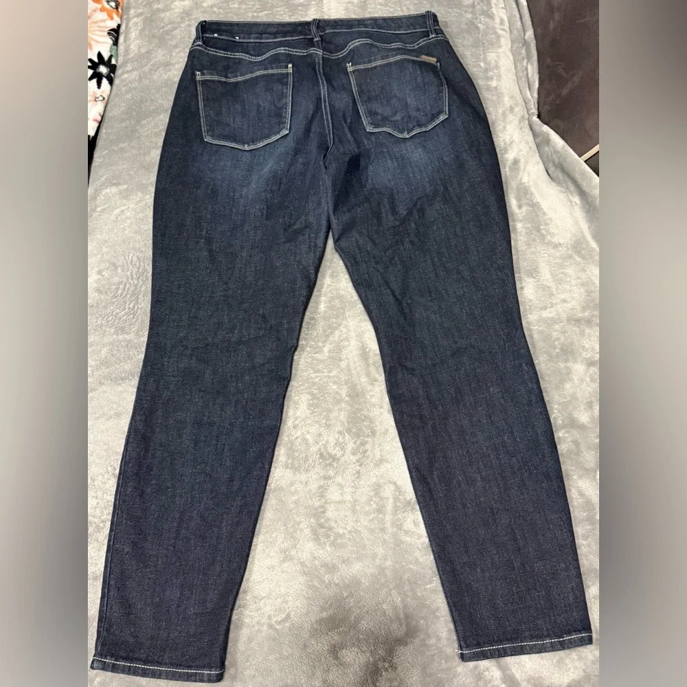 White House Black Market The Sculpt Skinny Ankle Jeans